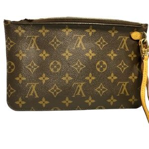 Louis Vuitton Pouch